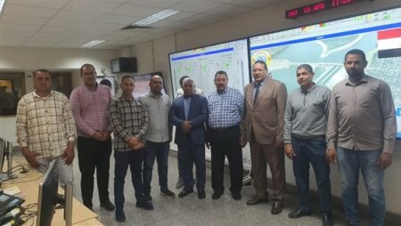رئيس هيئة المحطات المائية يتفقد "كهرباء أسيوط" الجديدة للوقوف على المستجدات