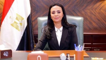 وزيرة التضامن تتابع تداعيات حادث سير مروع بالمنيا.. وتوجه بصرف التعويضات اللازمة