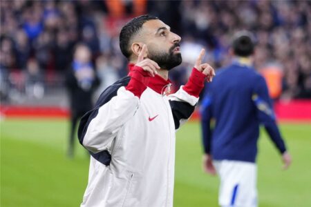 تشكيل ليفربول أمام ليستر سيتي في الدوري الإنجليزي.. موقف محمد صلاح