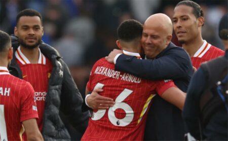 سلوت: محمد صلاح أضاع فرصًا أمام ليستر.. وأرنولد صنع الفارق بتسديدة رائعة