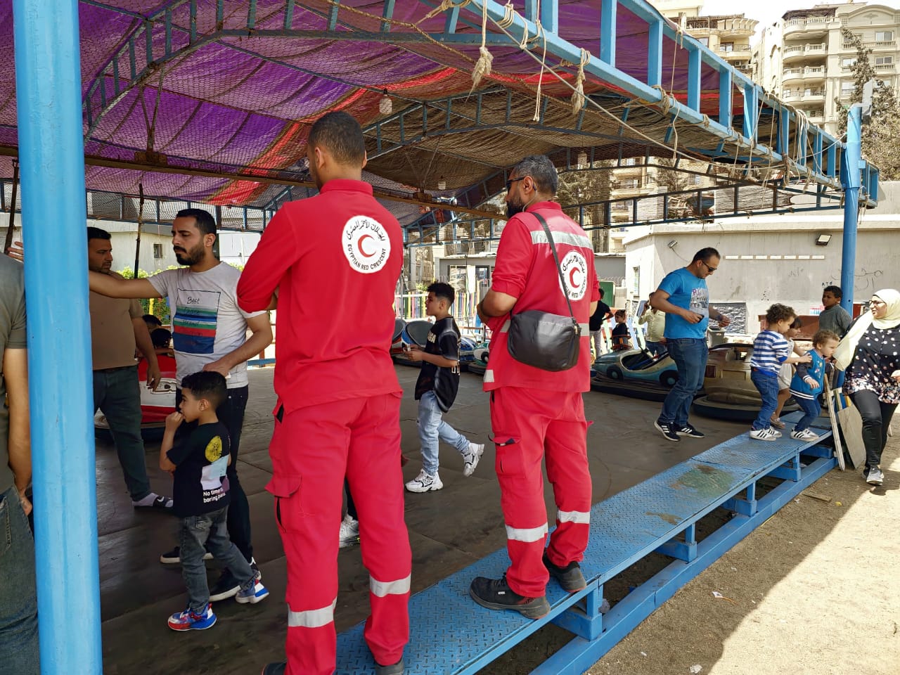بـ81 فرقة طوارئ.. الهلال الأحمر يرفع درجة الاستعداد لتأمين احتفالات شم النسيم 5 بـ81 فرقة طوارئ.. الهلال الأحمر يرفع درجة الاستعداد لتأمين احتفالات شم النسيم