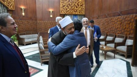 عبدالرحيم علي: باقة حب لفضيلة الإمام الأكبر
