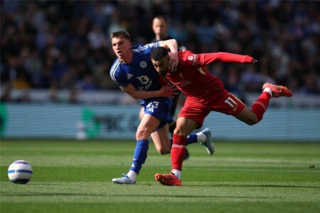 محمد صلاح يثير الجدل بين جماهير ليفربول بتصرفه بعد مباراة ليستر سيتي