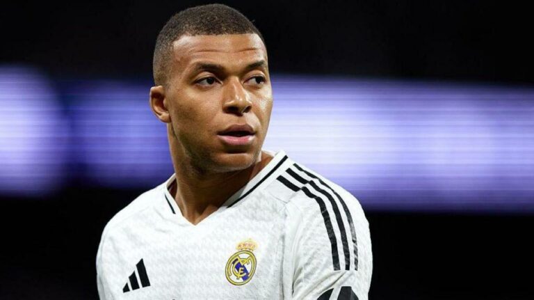 فيديو | مبابي يتعرض لموقف محرج من جمهور ريال مدريد أمام أتلتيك بلباو