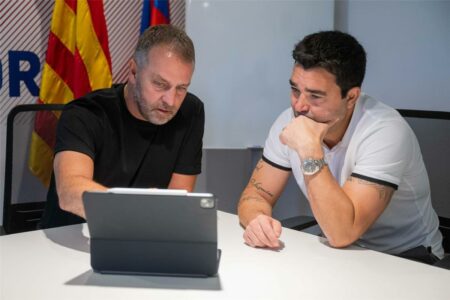 برشلونة يحدد أول أهدافه الصيفية من الدوري الإيطالي