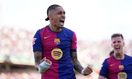 بعد فشل ضم محمد صلاح.. الهلال السعودي يقدم عرضًا مغريًا لـ رافينها