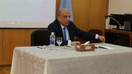 وزير الكهرباء يجتمع بقيادات الطاقة الذرية