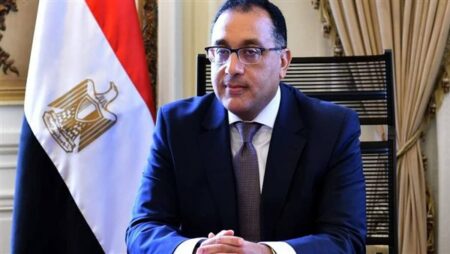 رئيس الوزراء يتوجه إلى أوغندا لترؤس وفد مصر بالقمة غير العادية للدول المساهمة في دعم الصومال
