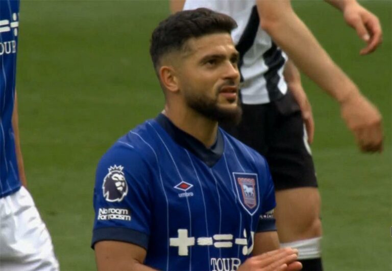 فيديو | رد فعل سام مرسي تجاه الجماهير بعد هبوط إيبوسيتش تاون