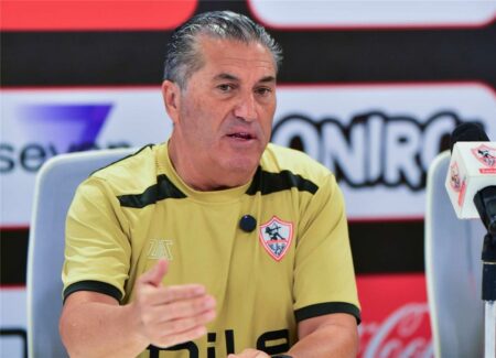 شوبير: مستقبل بيسيرو يثير الجدل بين إدارة الزمالك ولجنة التخطيط