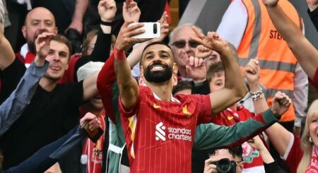 فيديو | بـبصمة محمد صلاح.. ليفربول يكتسح توتنهام بخماسية ويتوج رسميًا بلقب الدوري الإنجليزي