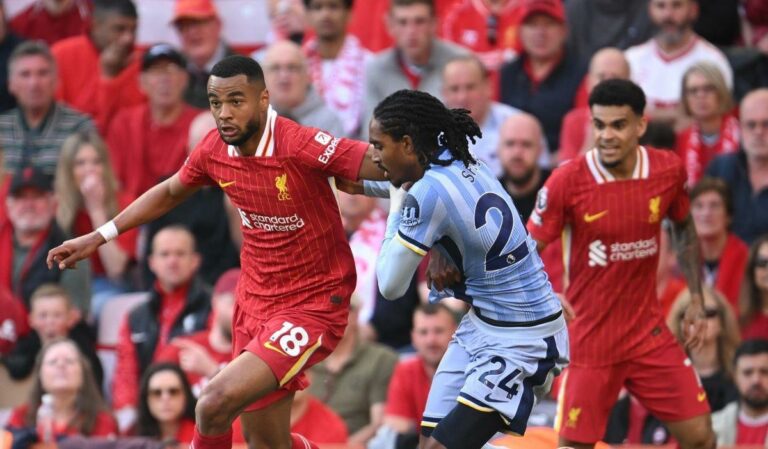 بالنيران الصديقة.. فيديو | ليفربول يُسجل الهدف الخامس أمام توتنهام في الدوري الإنجليزي بالنيران الصديقة.. فيديو | ليفربول يُسجل الهدف الخامس أمام توتنهام في الدوري الإنجليزي