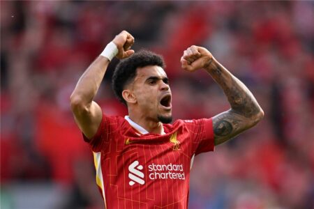 بمساهمة من محمد صلاح.. لويس دياز يسجل هدف تعادل ليفربول أمام توتنهام