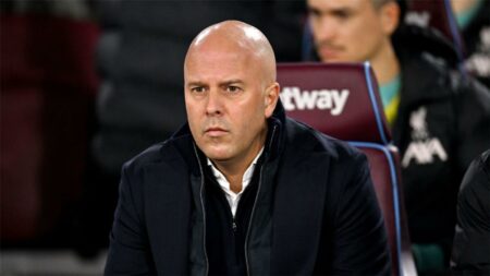 رومانو: ليفربول يراقب نجم أستون فيلا