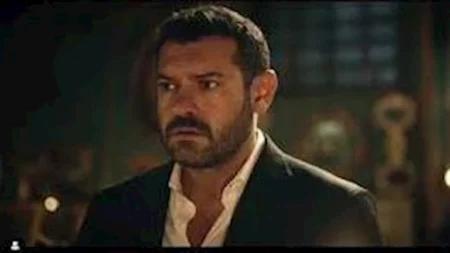 عمرو يوسف يوجه رسالة لـ أحمد مالك وآية سماحة بسبب "6 أيام"