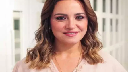 ريهام عبد الغفور توجه رسالة مؤثرة للفنانة يسرا