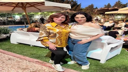 إلهام شاهين تحتفل بأعياد الربيع مع النجوم.. وتوجه رسالة لـ سلاف فواخرجي