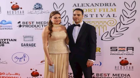 بالصور.. بشرى وزوجها أول حضور حفل افتتاح مهرجان الإسكندرية للفيلم القصير