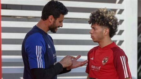 الأهلي يقترب من إغلاق ملف تجديد الثلاثي