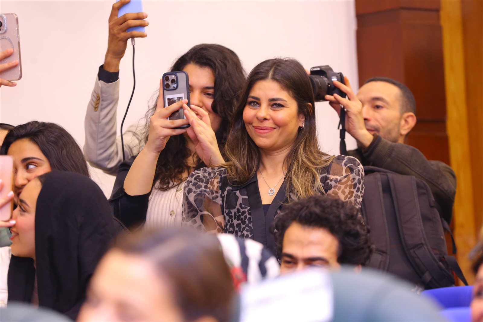 وزيرة التضامن تكرم نجوم وصناع مسلسل "لام شمسية" 49 وزيرة التضامن تكرم نجوم وصناع مسلسل "لام شمسية"