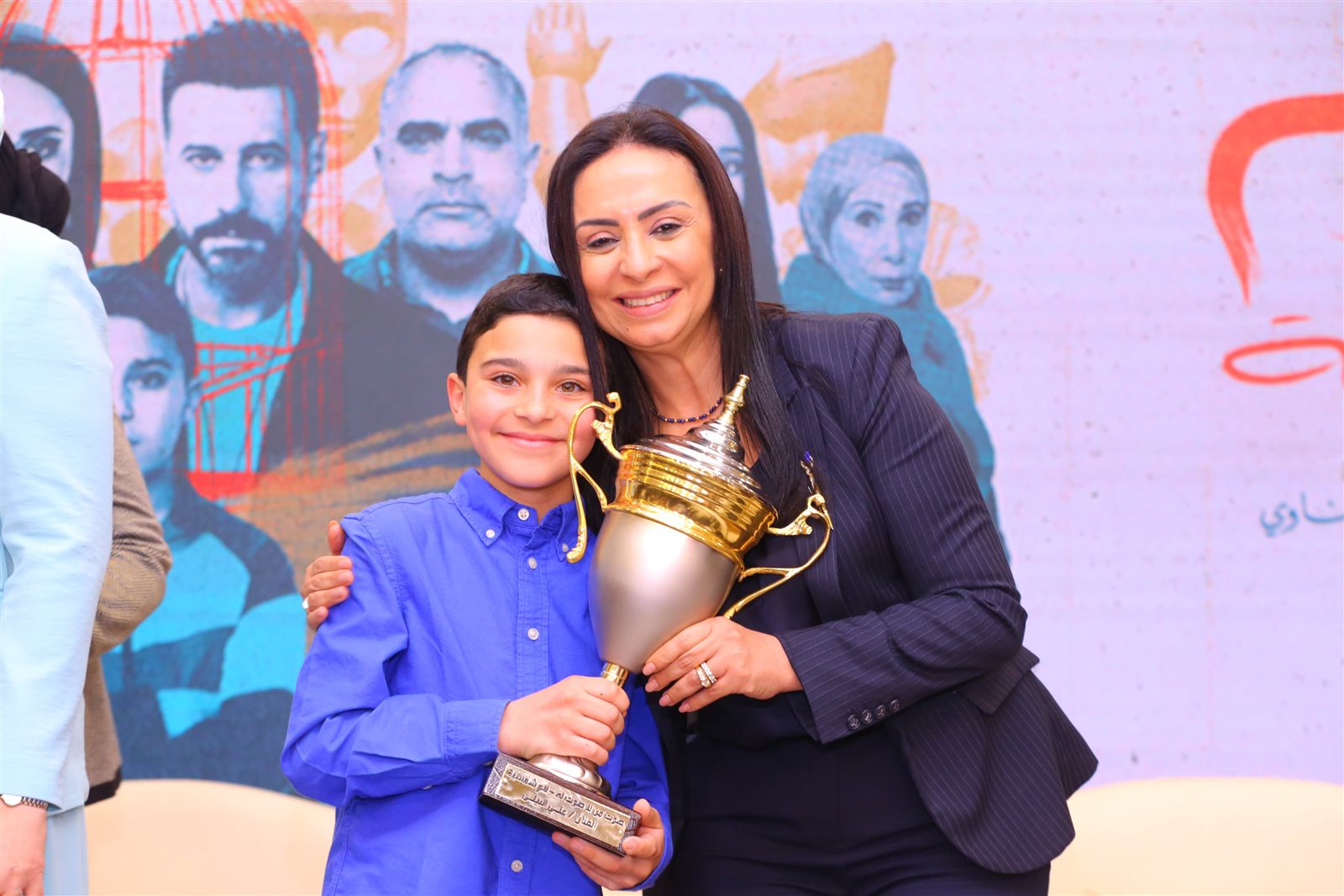 وزيرة التضامن تكرم نجوم وصناع مسلسل "لام شمسية" 32 وزيرة التضامن تكرم نجوم وصناع مسلسل "لام شمسية"