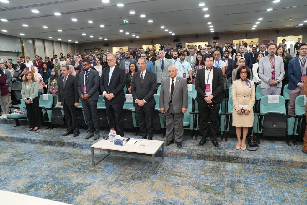 وزير الاتصالات يشهد ختام مؤتمر الذكاء الاصطناعي وعلوم البيانات بجامعة مصر للمعلوماتية 5 وزير الاتصالات يشهد ختام مؤتمر الذكاء الاصطناعي وعلوم البيانات بجامعة مصر للمعلوماتية