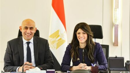وزيرا التخطيط والتعليم يناقشان الخطة الاستثمارية للعام المالي القادم 25/2026