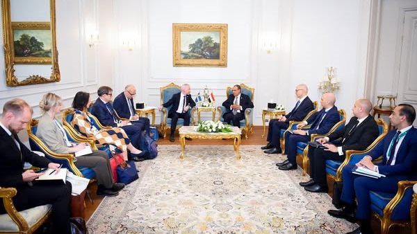 عبد العاطي يستقبل وزير الدولة السويدي المعني بالهجرة عبد العاطي يستقبل وزير الدولة السويدي المعني بالهجرة