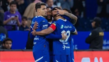ميتروفيتش يقود تشكيل الهلال ضد الخليج في الدوري السعودي