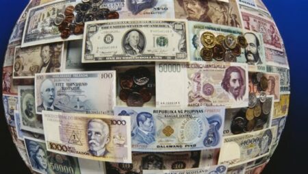 أسعار العملات اليوم الثلاثاء 15 أبريل 2025