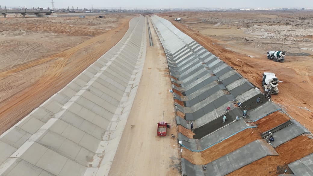بالصور.. أعمال تنفيذ مشروع خط سكة حديد "الروبيكى/العاشر من رمضان/بلبيس"