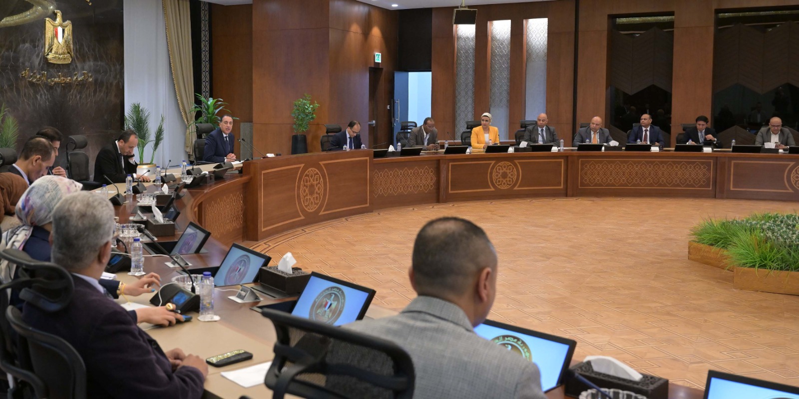 "مدبولي": موسم توريد القمح بدأ منذ 3 أيام والأرقام مبشرة وحجم المورد سيكون أكبر من العام الماضي.. ويثنى على زيارة الرئيس السيسي لقطر والكويت 4 "مدبولي": موسم توريد القمح بدأ منذ 3 أيام والأرقام مبشرة وحجم المورد سيكون أكبر من العام الماضي.. ويثنى على زيارة الرئيس السيسي لقطر والكويت