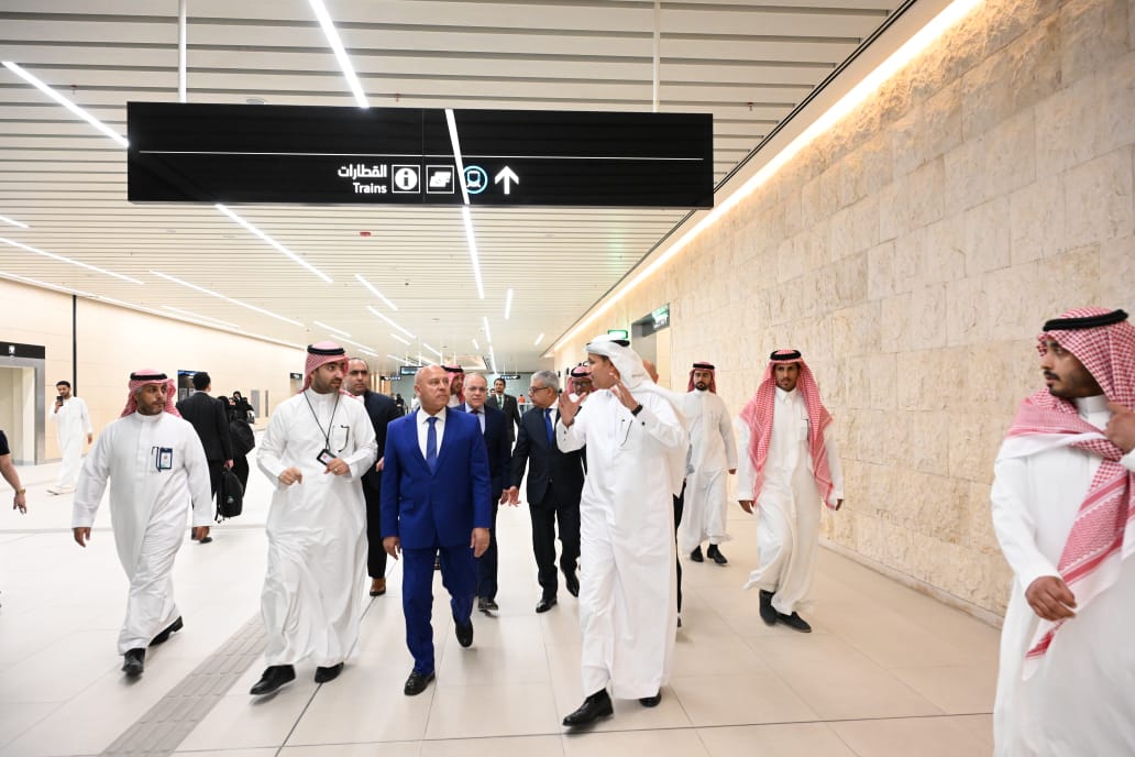 كامل الوزير ووزير النقل السعودي في زيارة مهمة لمترو الرياض 6 كامل الوزير ووزير النقل السعودي في زيارة مهمة لمترو الرياض