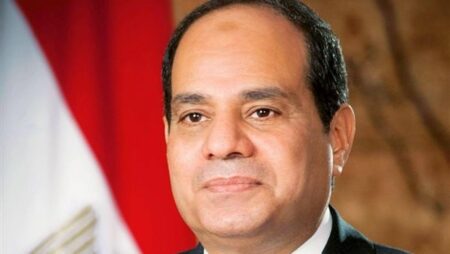 السيسي يؤكد ضرورة بدء عملية إعادة إعمار غزة دون تهجيـر أهالي القطـاع