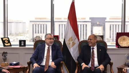 وزير العمل يستقبل نظيره التركي لبحث الملفات ذات الاهتمام المُشترك