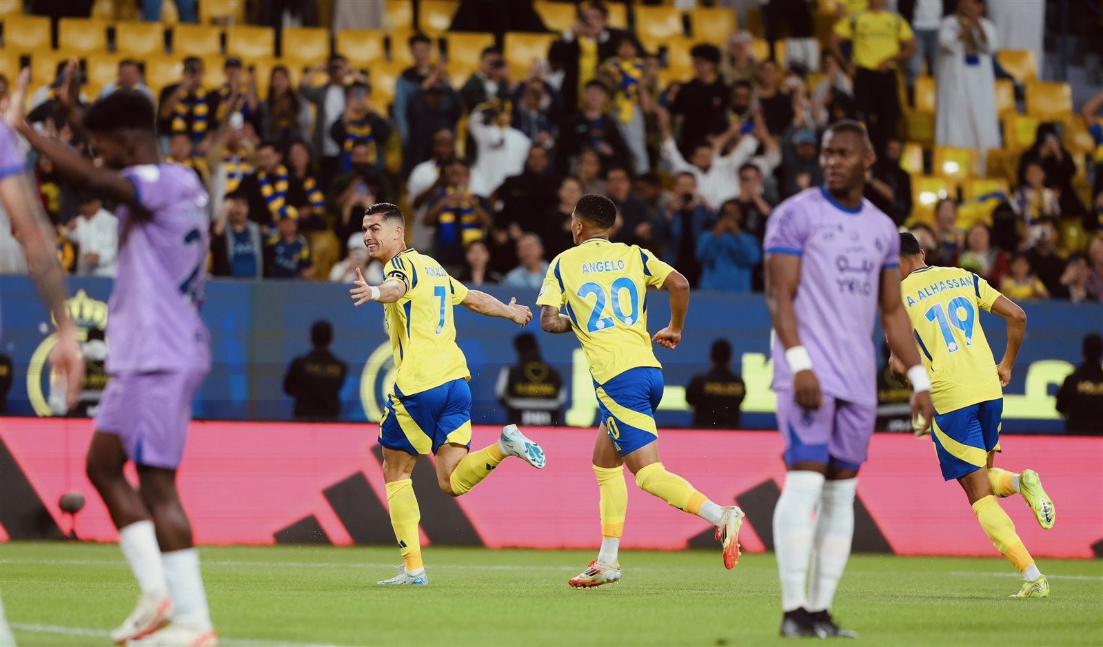 موعد مباراة القادسية ضد النصر في الدوري السعودي والقنوات الناقلة 1 موعد مباراة القادسية ضد النصر في الدوري السعودي والقنوات الناقلة