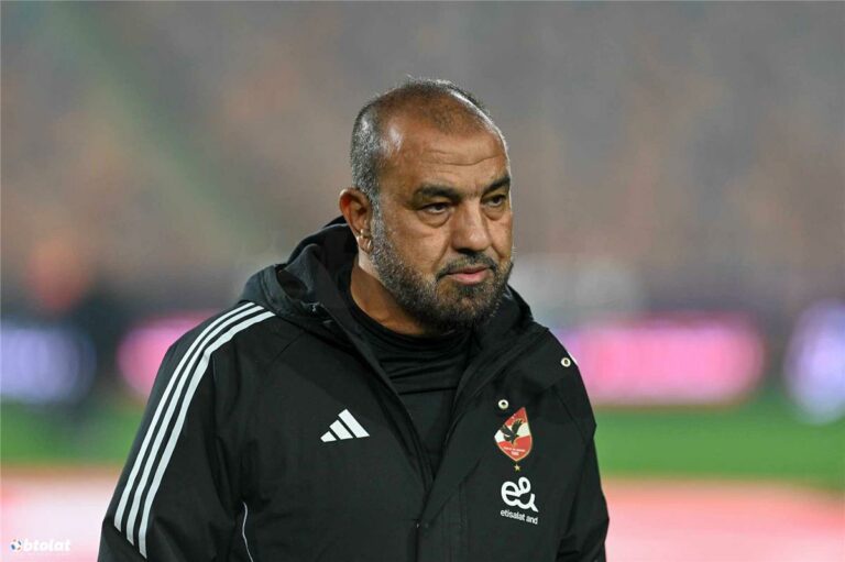 محمد رمضان يكشف عن لاعب تجاوز لفظيًا ضد كولر في الأهلي.. وشكوى بسبب السويسري