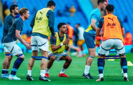 ردود أفعال جماهير مانشستر سيتي على أداء عمر مرموش أمام ولفرهامبتون: ما يفعله الأصلع معه مخزِ