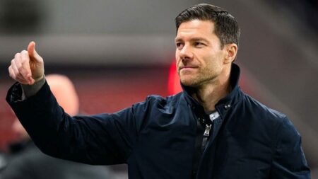 خلاف بين ألونسو وريال مدريد.. وبديله جاهز قبل كأس العالم للأندية
