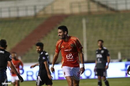 فيديو | طاهر محمد طاهر يُسجل هدف الأهلي الأول أمام حرس الحدود