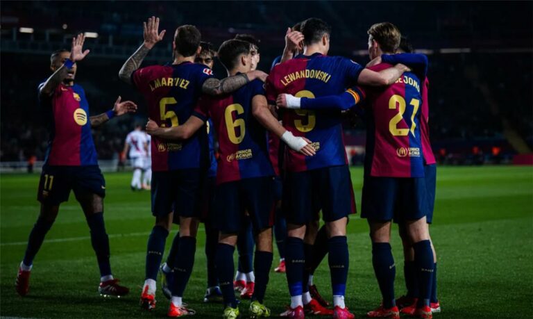 أولوية في الصيف.. جوارديولا يضع عينه على لاعب برشلونة