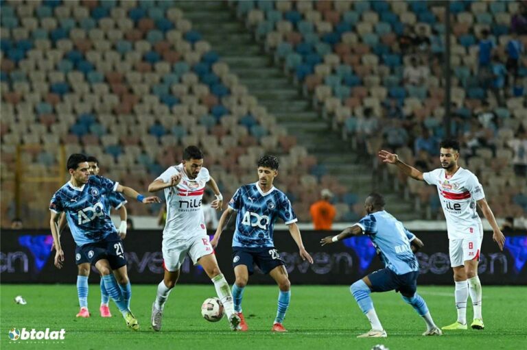 حلمي طولان: الزمالك يتخبط إداريًا.. وهناك 6 لاعبين لا يصلحون للعب في القلعة البيضاء حلمي طولان: الزمالك يتخبط إداريًا.. وهناك 6 لاعبين لا يصلحون للعب في القلعة البيضاء
