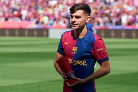 بيدري بعد التتويج: برشلونة نادي أحلامي.. والفوز بالدوري لا يحدث كل يوم