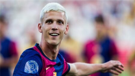 وكيل أولمو يرد على ارتباطه بـ مانشستر سيتي