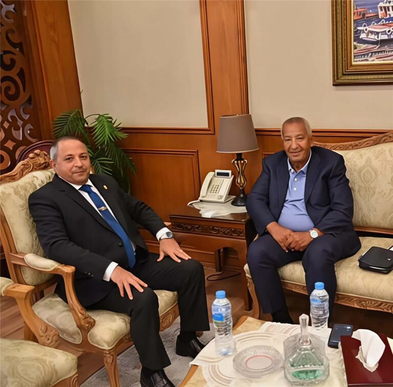 كامل أبو علي يتقدم باستقالته من رئاسة النادي المصري كامل أبو علي يتقدم باستقالته من رئاسة النادي المصري