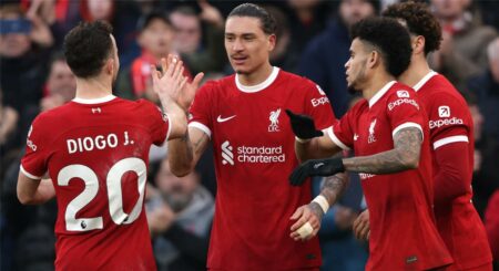 مهاجم ليفربول يعطي موافقته للرحيل إلى أتلتيكو مدريد