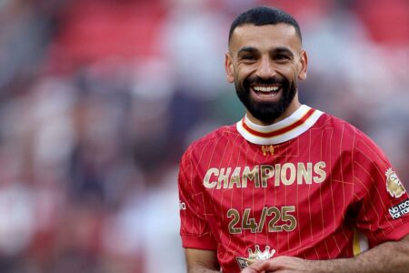 أسهل قرار على الإطلاق.. شيرر يختار محمد صلاح في تشكيل الدوري الإنجليزي 202425