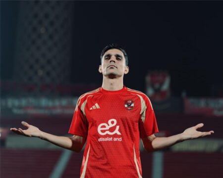 بن شرقي: كان أهم شيء أن يسجل إمام عاشور.. ولاعب الأهلي يتعمله تمثال