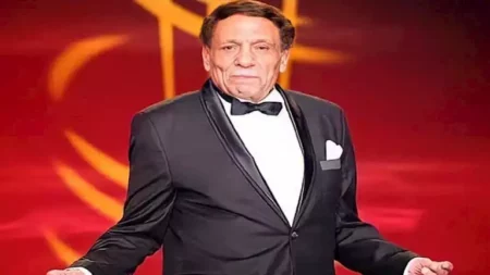 في عيد ميلاده الـ 85.. الزعيم عادل إمام يكشف دعاء والدته له قبل وفاتها