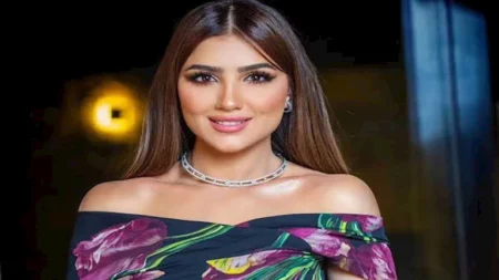 كالعروس.. مي عمر تتألق بفستان أبيض في خامس أيام مهرجان كان
